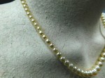 16 in pearls 10k side